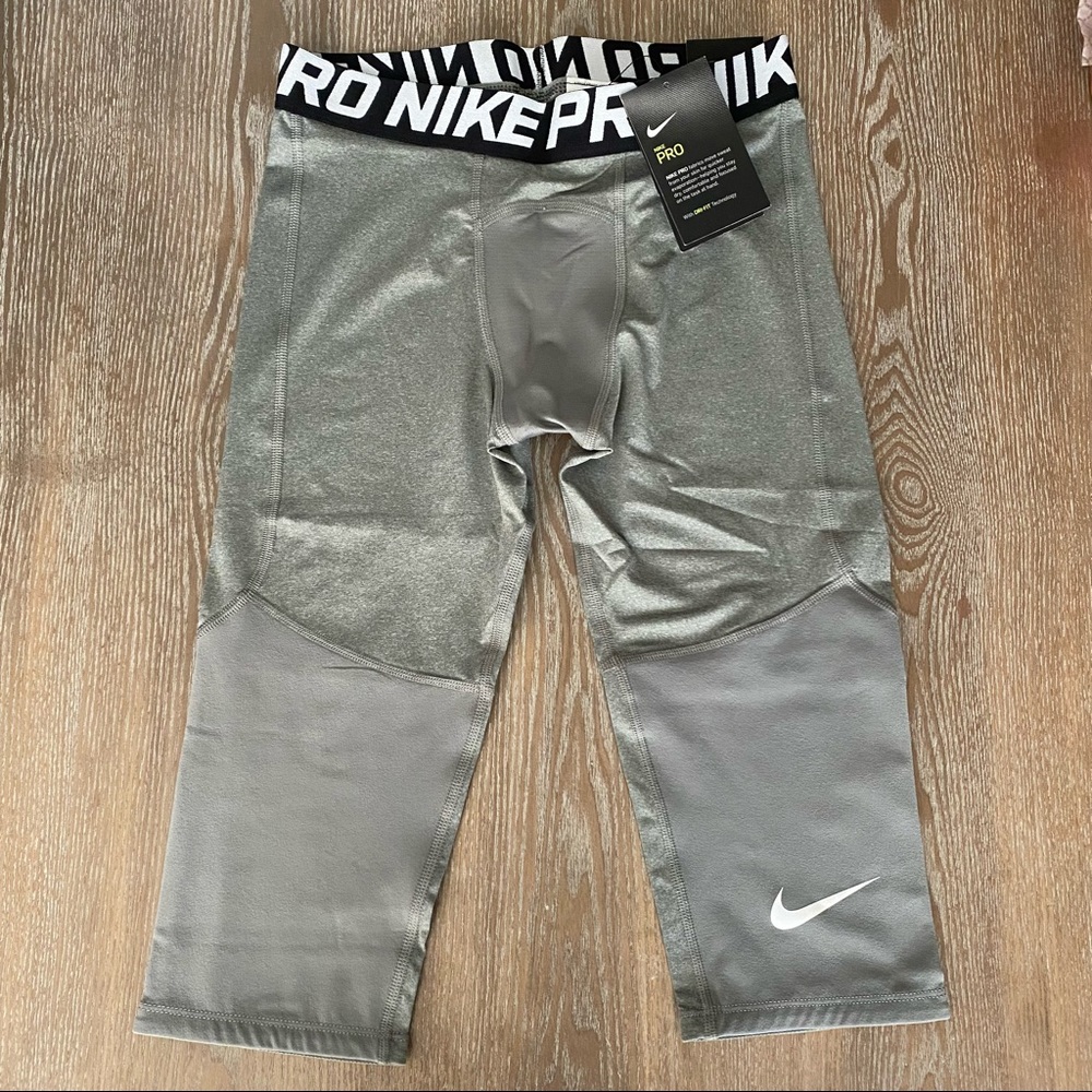 NIKE Pro Boys 3/4-Length Dri-FIT Compression Tight